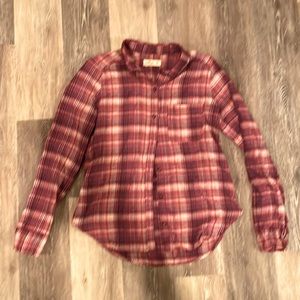 Hollister soft button up flannel.  Adult XS.